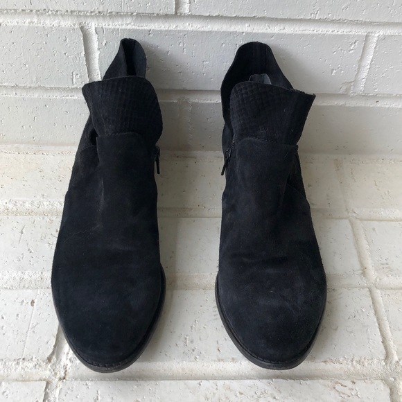 Seychelles Score Booties - Picture 2 of 8